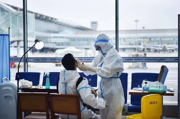 各地海关强化秋冬季疫情防控 有效守护国门安全-3.jpg