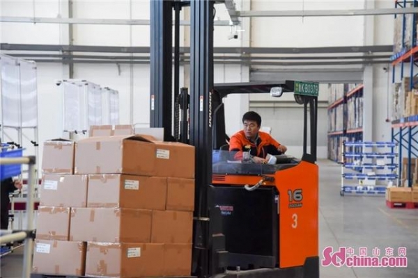 威海综合保税区迎来首个双11 顺利实现开门红-4.jpg