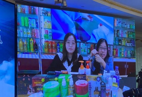 汕头市进出口商会换届产生第五届领导班子 为汕头外贸高质量发展作出新贡献-6.jpg