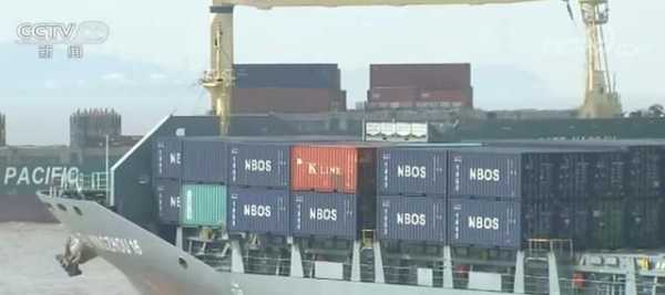 今年前11个月我国外贸进出口总值29.04万亿元 机电产品进口值增长4.5%-1.jpg