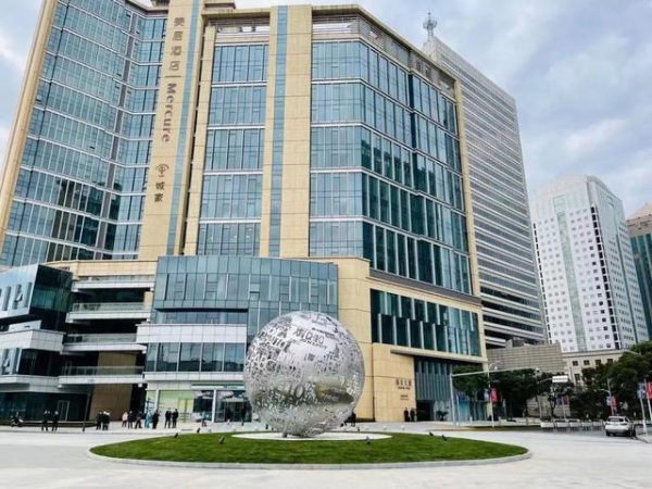 10号线列车驶入新终点站：基隆路站！外高桥保税区进入双地铁时代-8.jpg