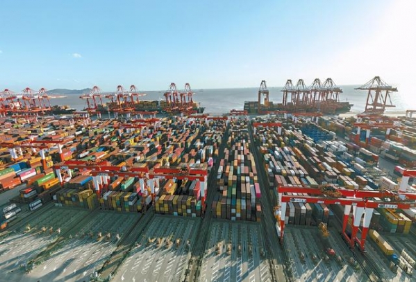 我国1分钟进出境货物6000万元，今年进出口总额有望达到32万亿元-1.jpg