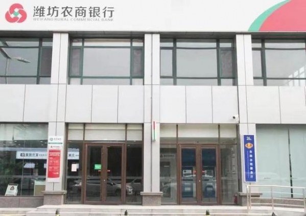 便民办税全天候“不打烊” ——潍坊综合保税区税务局2个24小时自助办税厅正式启用-3.jpg