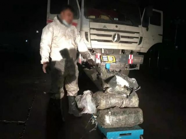 乌拉特海关联合缉私分局查获一起畜产品走私案-2.jpg