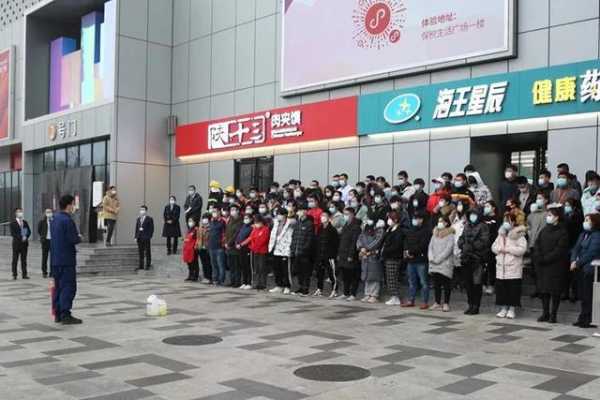 潍坊综合保税区应急管理中心开展商市场灭火救援疏散演练-3.jpg