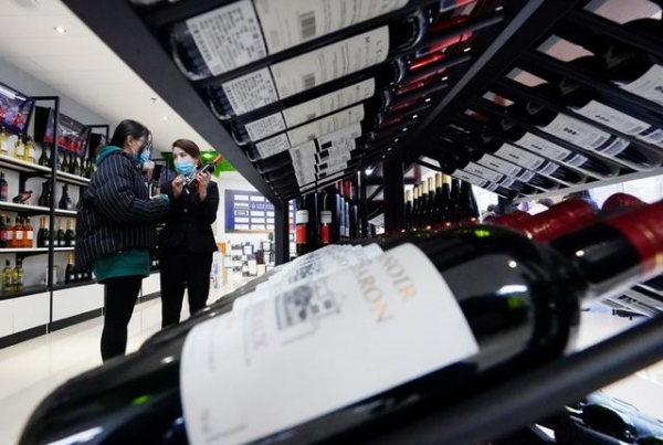 河北唐山：跨境电商保税商品展示中心投入运营-3.jpg