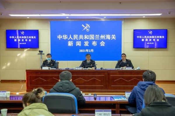 2020年甘肃省外贸进出口基本保持平稳发展 外贸进出口总值达到372.8亿元-1.jpg