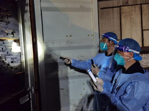 春节我在岗 进出口通关不打烊-1.jpg