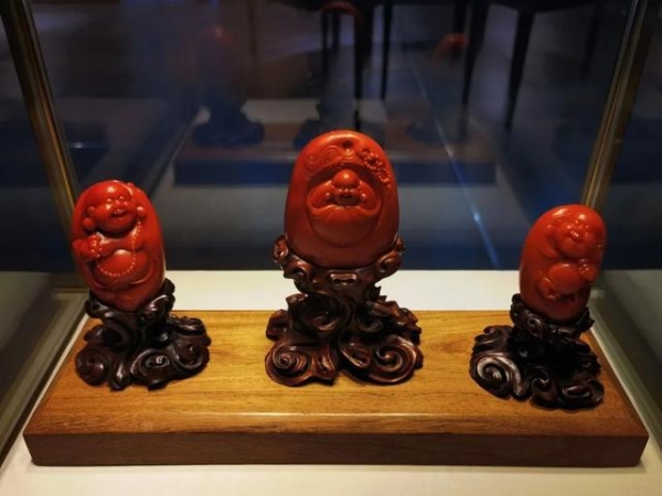 河南自贸区国际艺术品保税仓∣传世珠宝：红珊瑚、玛瑙、翡翠-2.jpg