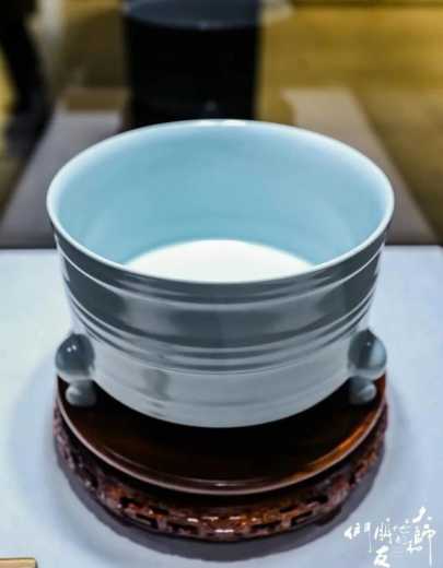 河南自贸区国际艺术品保税仓∣中国陶瓷，看不尽的美-8.jpg