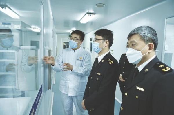 临难不避 实干为要——成都海关2020年工作纪实-1.jpg