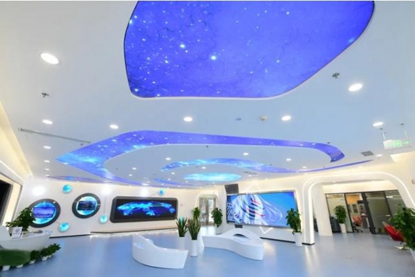 打造重庆旅游新名片 来两江新区逛重庆保税体验旅游景区-1.jpg