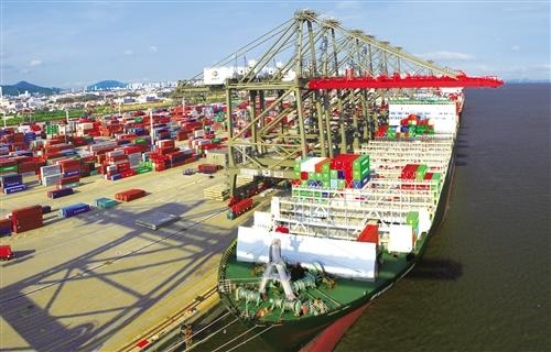 厦门外贸增势强劲 进出口实现“开门红”-1.jpg