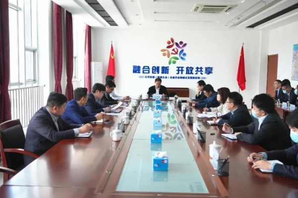 区党工委书记王龙堂到潍坊综合保税区北区调研-2.jpg