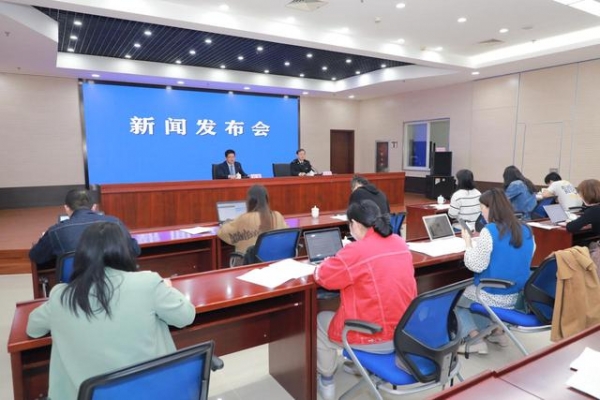 一季度 安徽货物贸易进出口总值1464.6亿元 比同期增长36.7%-2.jpg