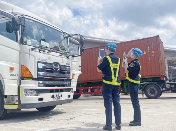 深圳海关：保障通关通畅安全 提升企业获得感-2.jpg