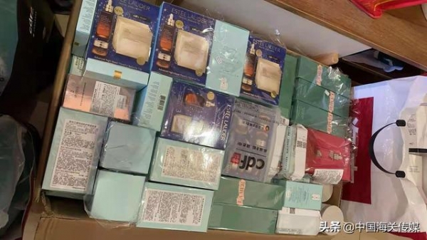 湛江海关组织开展“湛蓝2021-2”打击“水客”走私第四轮集中收网行动-1.jpg