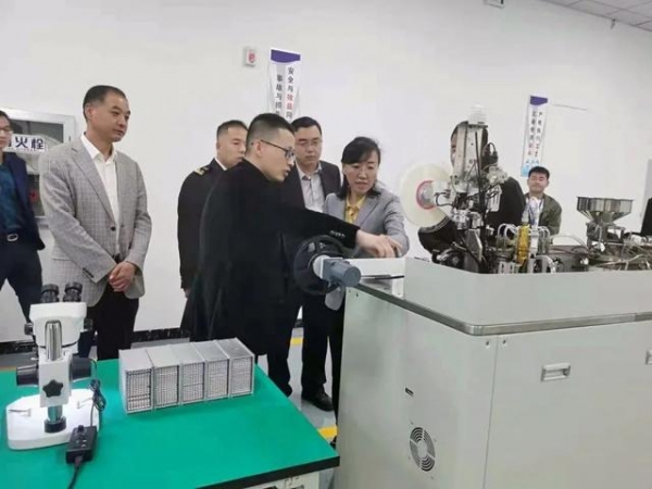 兰州新区综合保税区首个LED灯珠封装项目正式投产-1.jpg