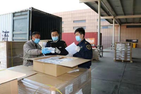 郑州新郑综合保税区一季度进出口值首次破千亿-1.jpg