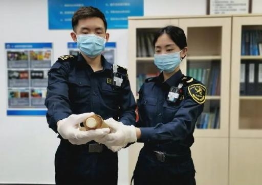 提醒！境外归来千万别带这种东西，后果很严重-3.jpg